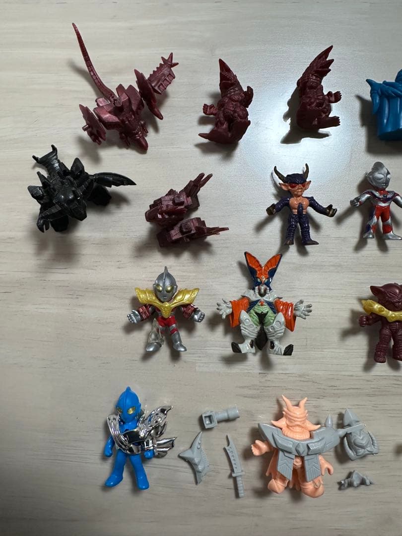 ウルトラマン　超闘士　ガチャ　グランドキング　ジャンク品