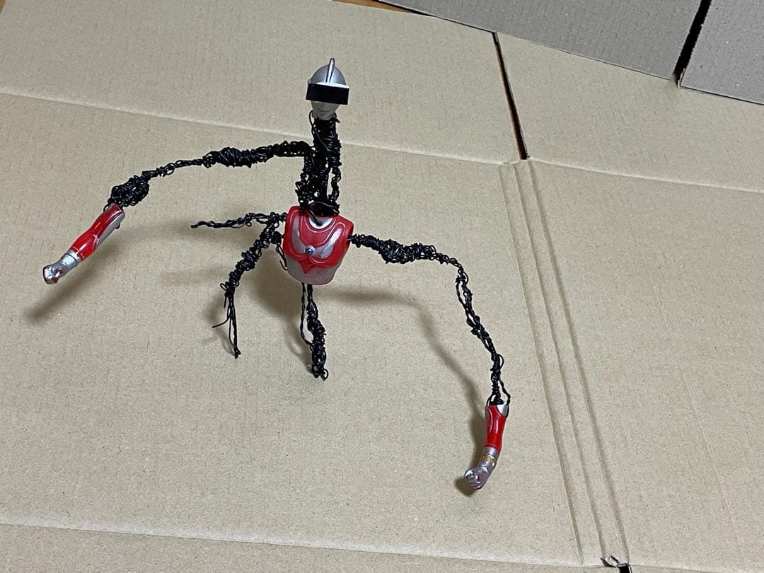 美術品　何かよくわからない　美術品