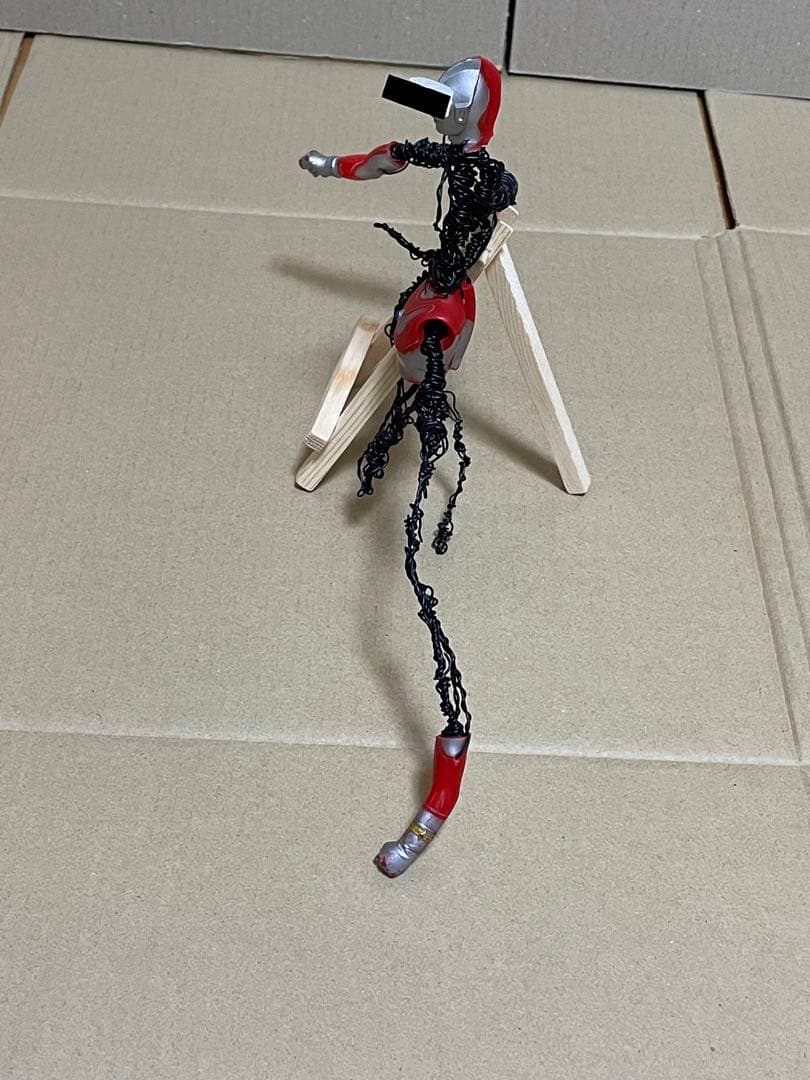 美術品　何かよくわからない　美術品