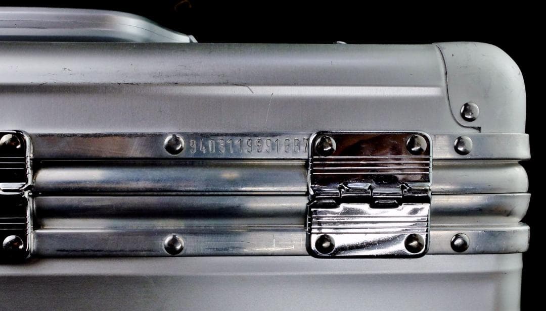 リモワ 940.31『Lufthansa』アルミTSA パイロットケース 29L