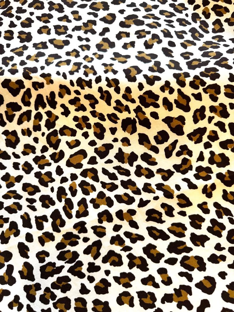 新品タグ付TURN ME ONレオパード柄ミッドレングス8'サーフボードケース