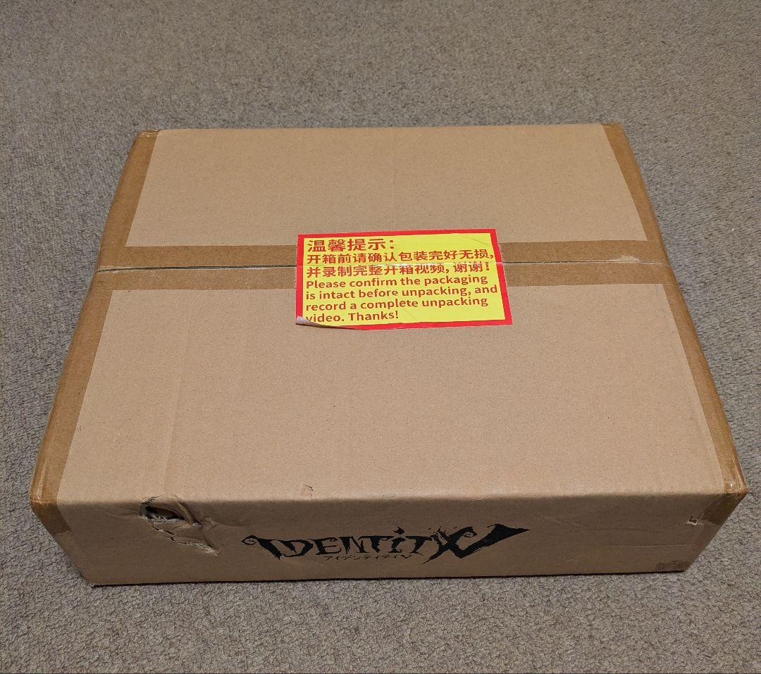 【未開封/コード未使用】第五人格 四周年記念限定ボックス特別版 占い師 ホワイト