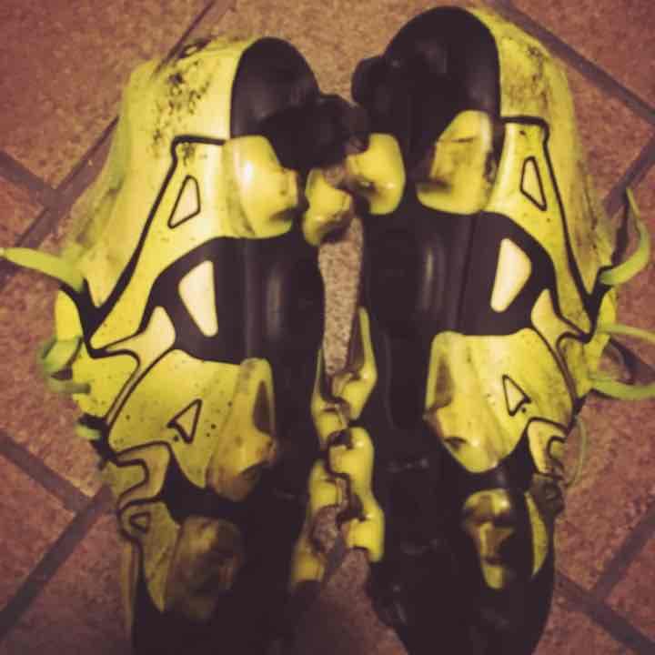 アディダス スパイク