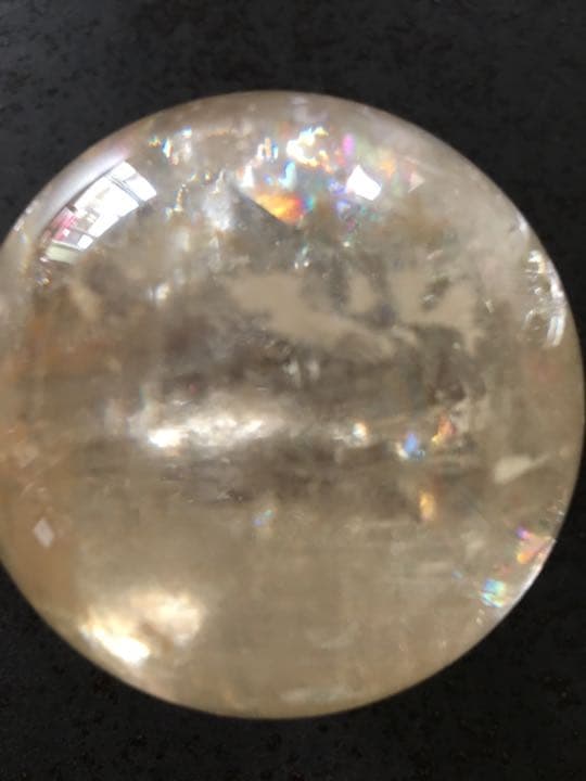 虹入り カルサイト丸玉55mm イエロー