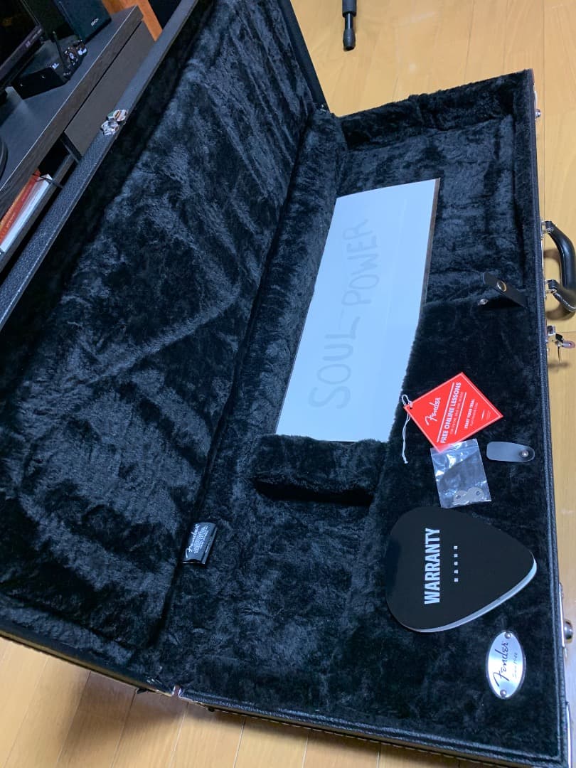 ギター FENDER Tom Morello Stratocaster