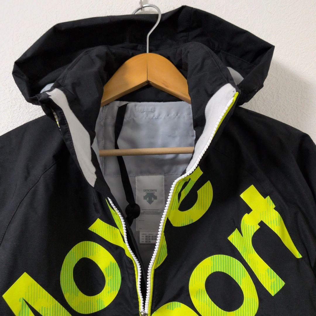 美品 DESCENTE デサント スキーウェア 150cm セッ上下セット 子供