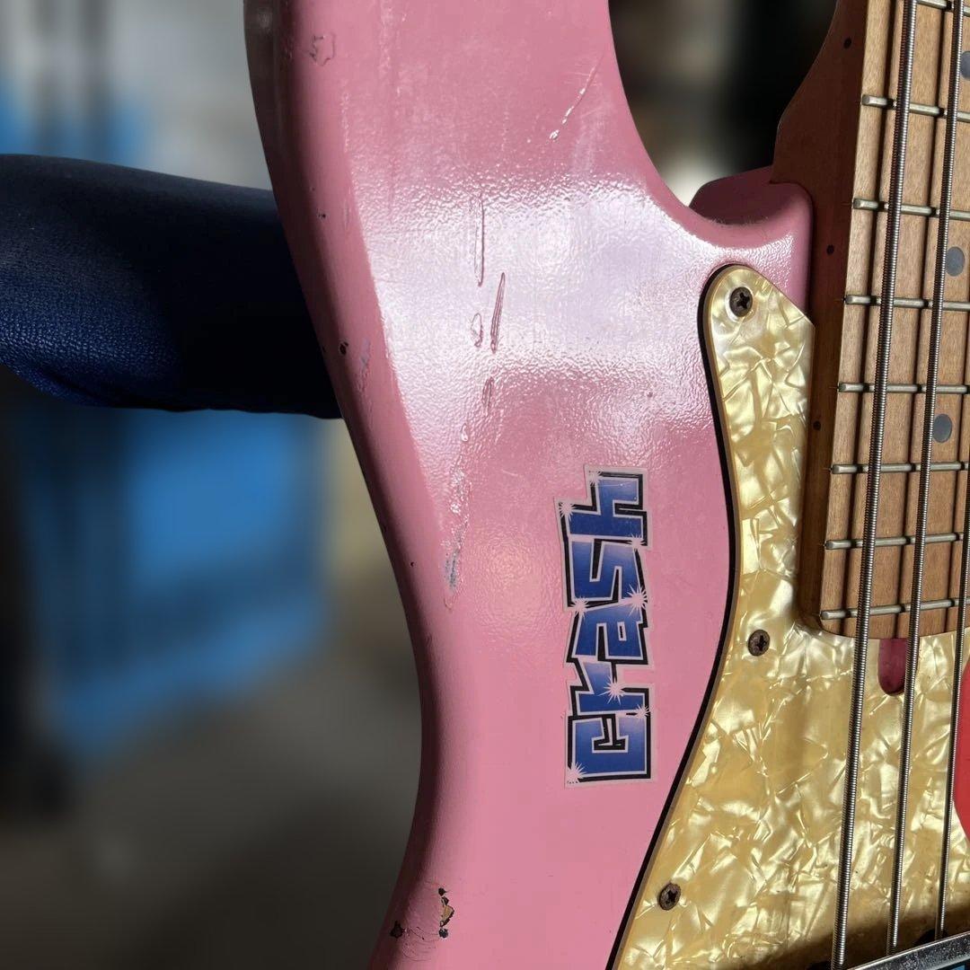 Brian by Bacchus ピンク エレキベース