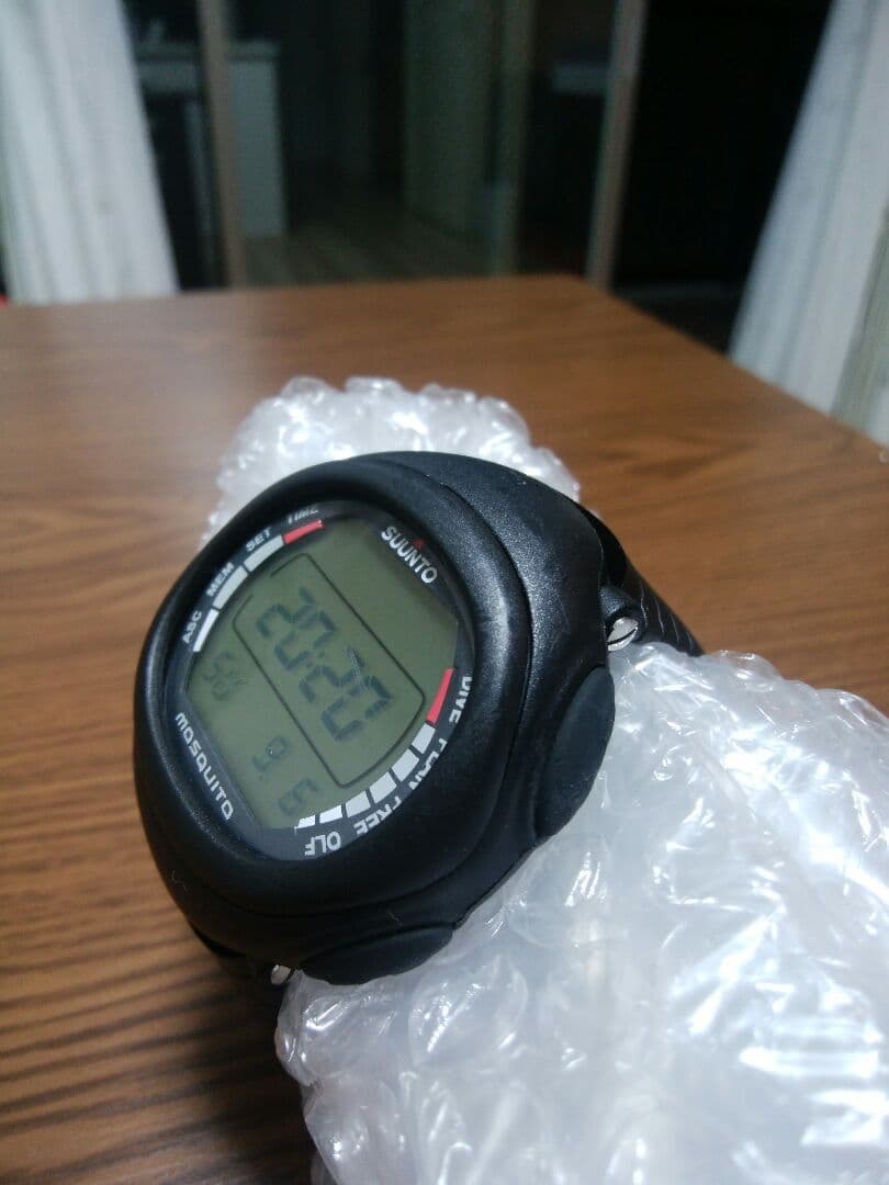 スント　ダイビングコンピューター