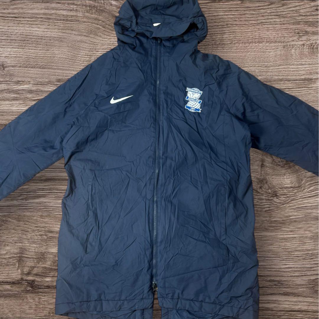 NIKEナイキバーミンガムFC 中綿ベンチコート L 紺刺繍サッカー