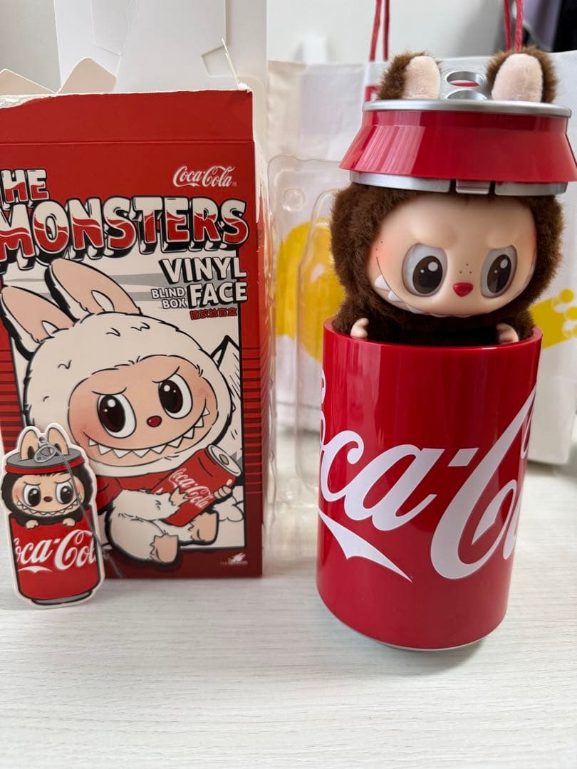 THE MONSTERS VINYL FACE コカ・コーラ シークレット