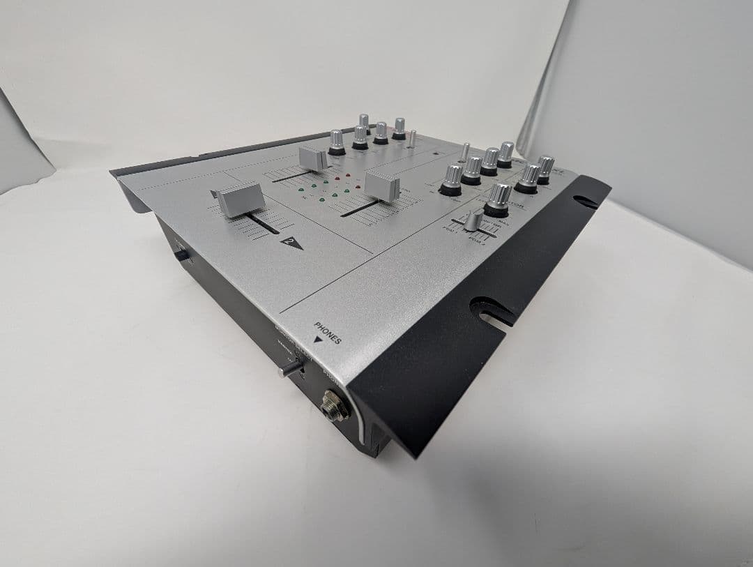 Vestax VMC-002XL DJミキサー 元箱あり リスニング使用のみ美品