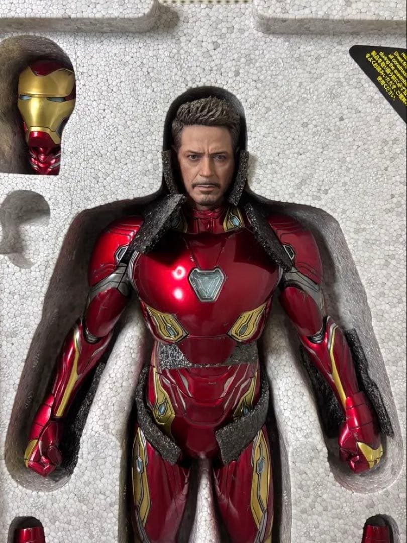 ホットトイズ　アベンジャーズ　アイアンマンマーク５０　　マーク50ホットトイズ