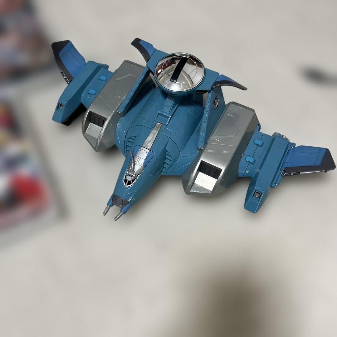 ウルトラマン・ギンガマン・アンパンマン ビデオ(VHS) 11本 ＋ おもちゃ