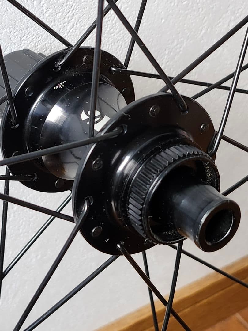 Bontrager アルミホイール AFFINITY TLR、美品タイヤセット