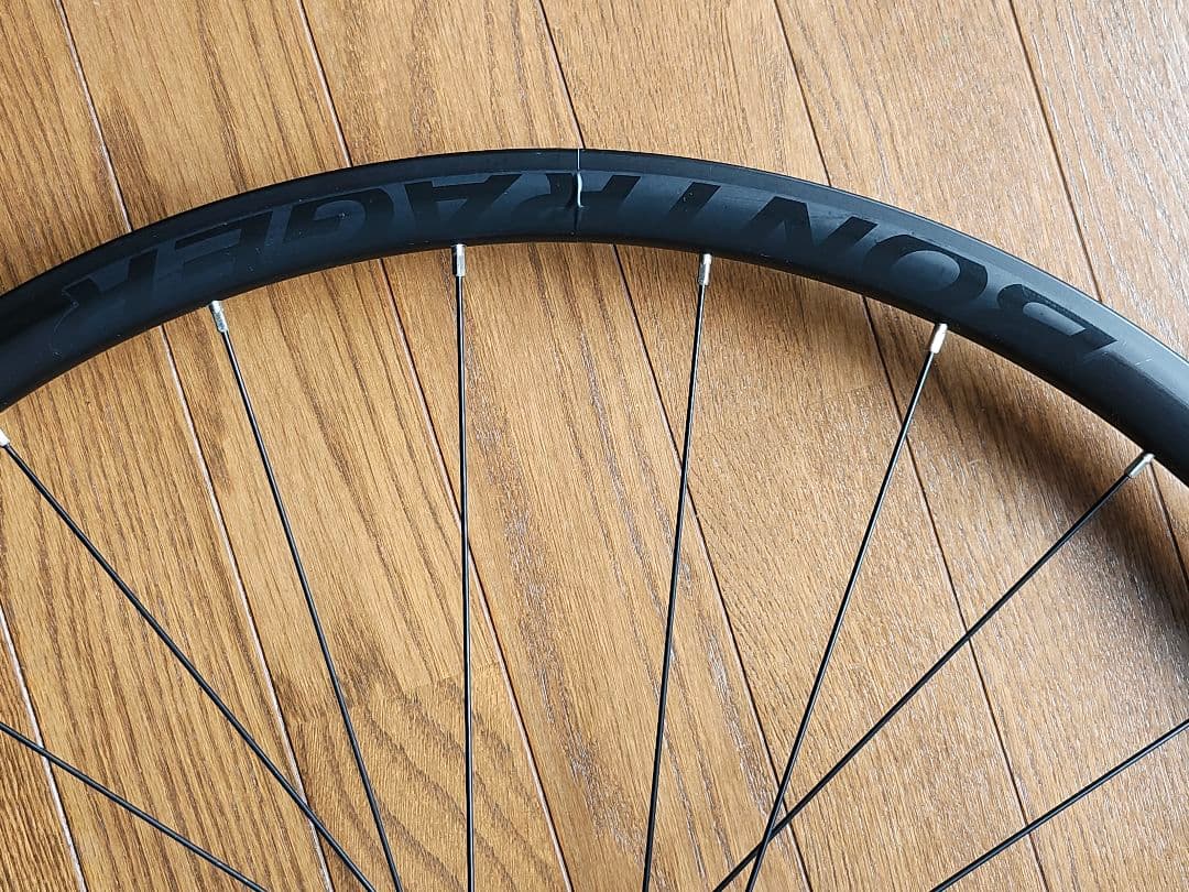 Bontrager アルミホイール AFFINITY TLR、美品タイヤセット