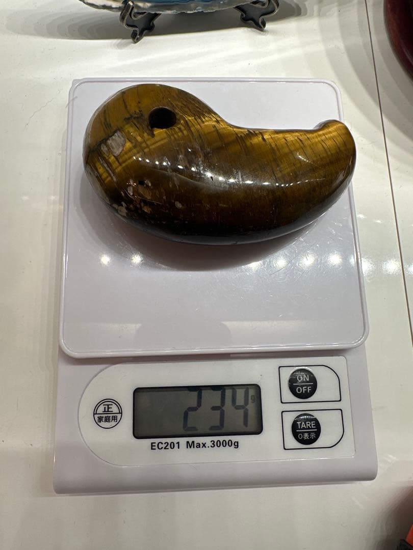 天然石 タイガーアイ 勾玉 大型 234g