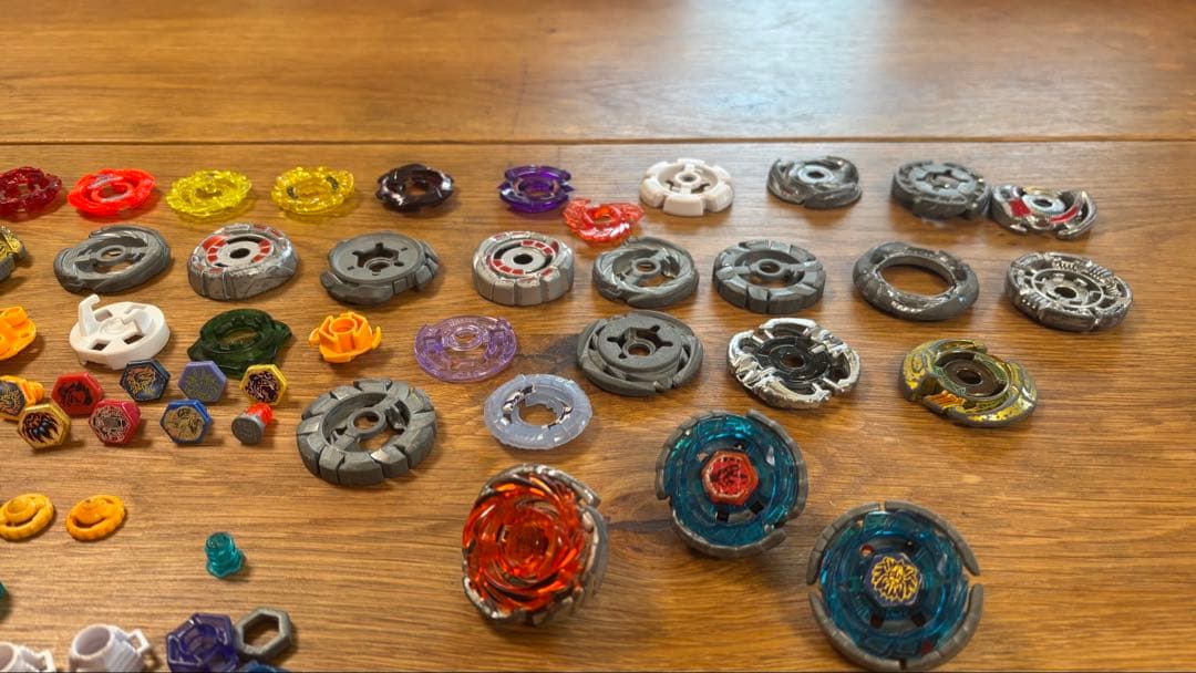 お値下げ可能！ベイブレードパーツセット 多色 まとめ