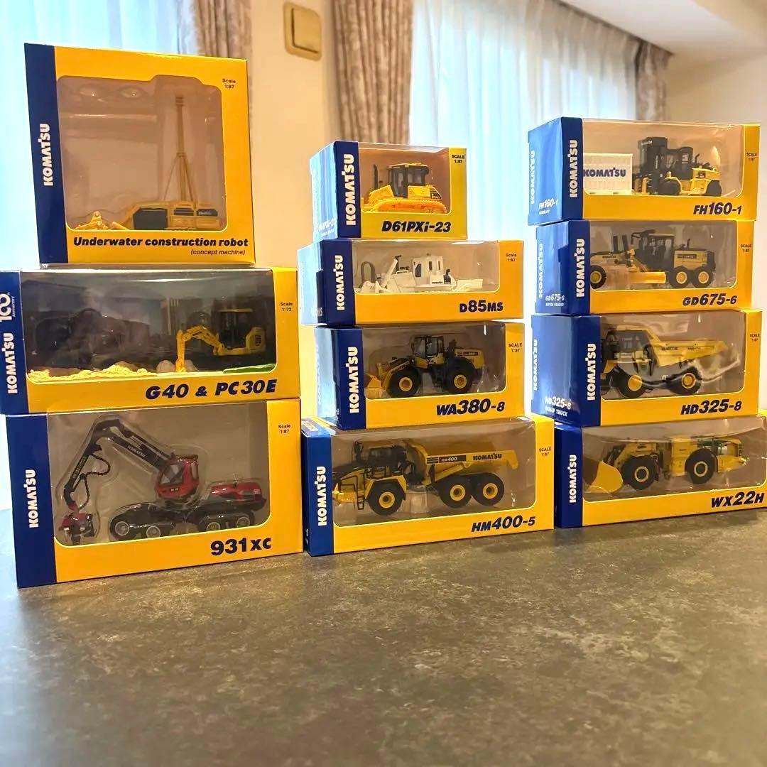 専用いっちゃん　コマツ 模型 11点（非売品株主優待）ミニチュア 建機