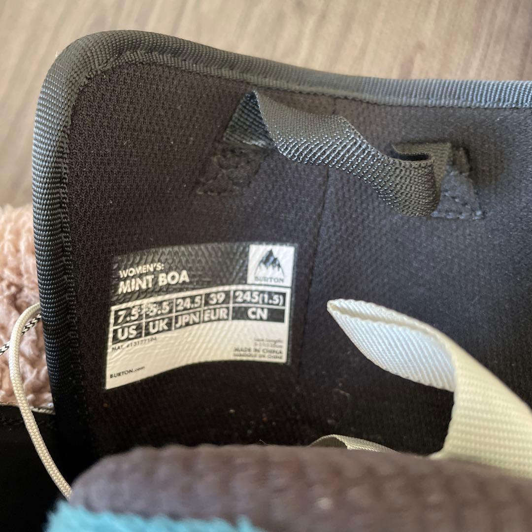 TRU 917 ブラック/マルチカラー スノーボードブーツ(女性用)