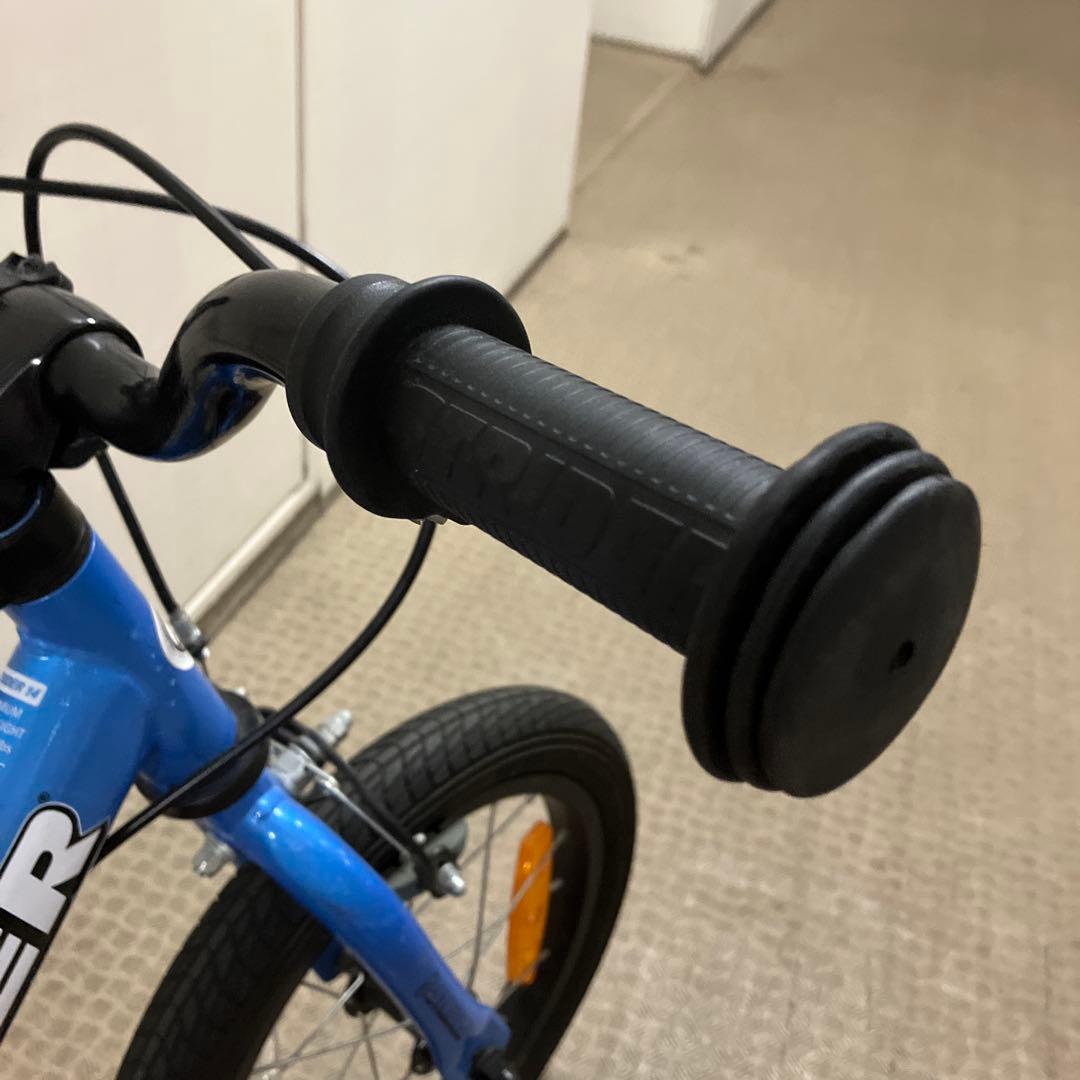 ミケネコさま専用　STRIDER キッズバイク 14インチ 青