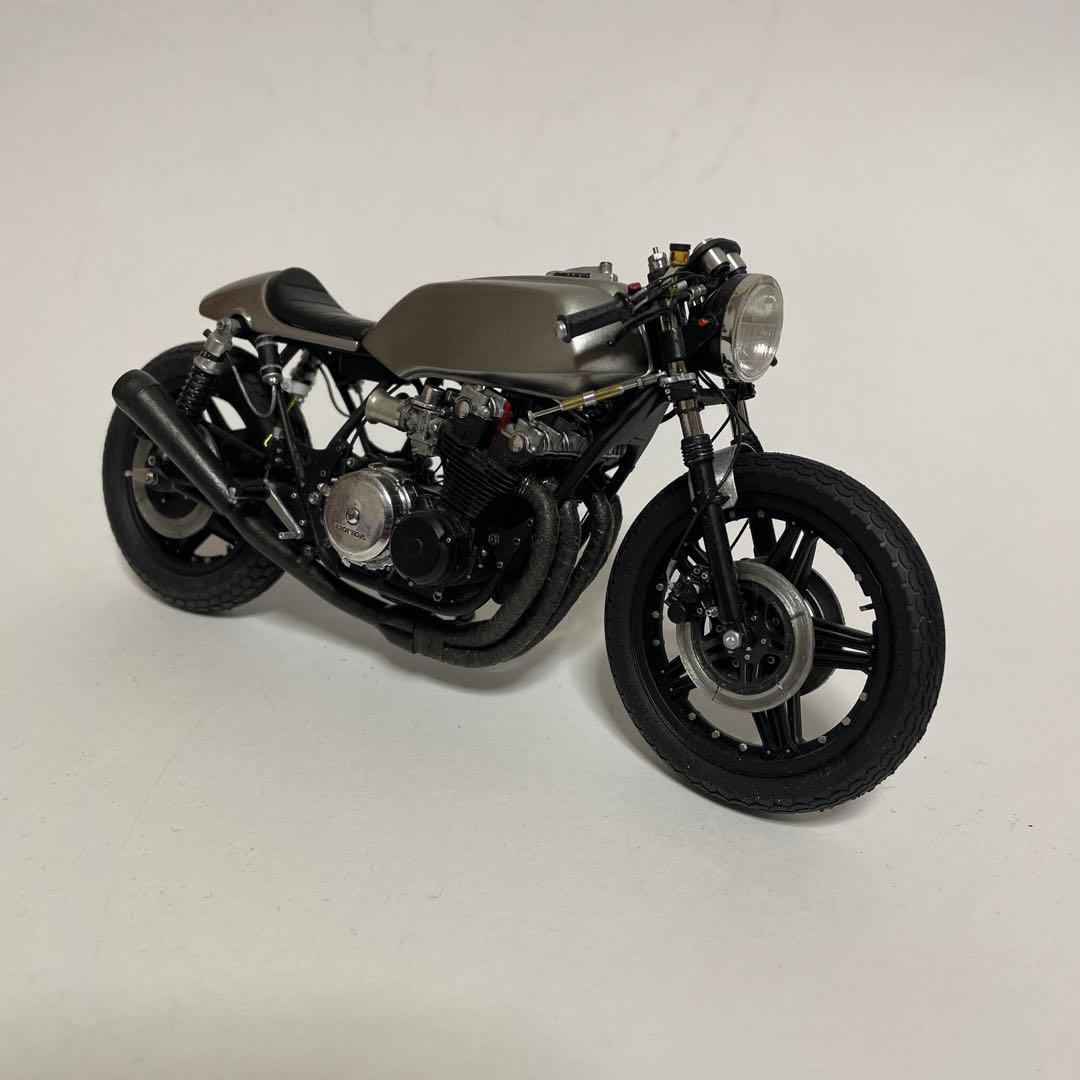 タミヤ CB750F プラモデル