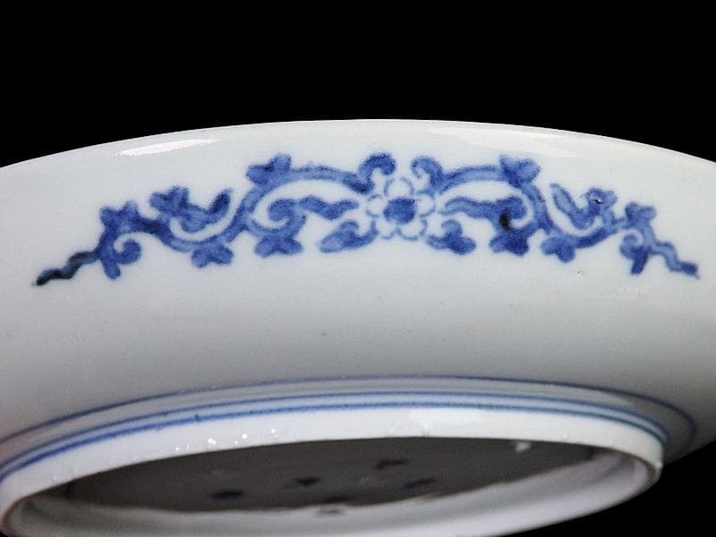 古伊万里　型紙摺　獅子唐草の図　６寸半皿　元禄期　A302AS-DBw