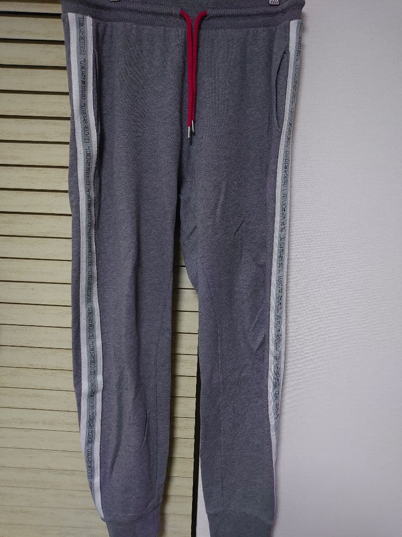 DIESELスエットパンツ