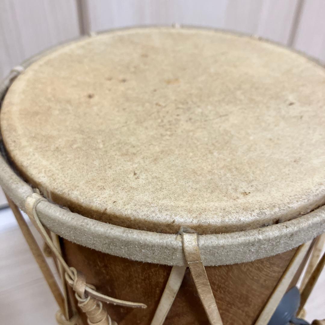 両面太鼓　ガムラン クンダン？　インドネシア　バリ　打楽器