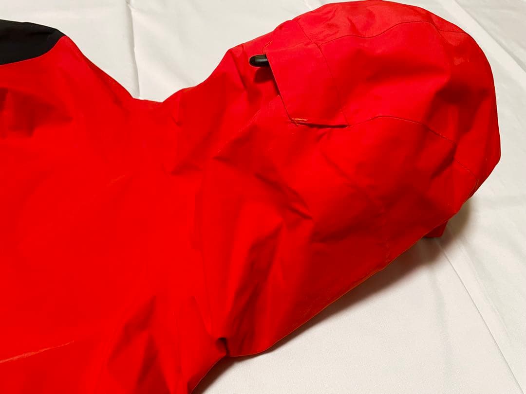 美品 バートン ak GORE-TEX 2L BOOM JACKET Mサイズ