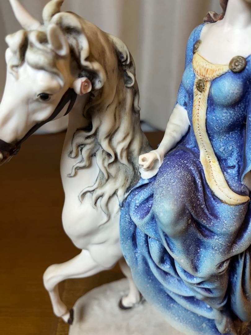 ジョゼッペ アルマーニ フローレンス社 置物 馬 女性