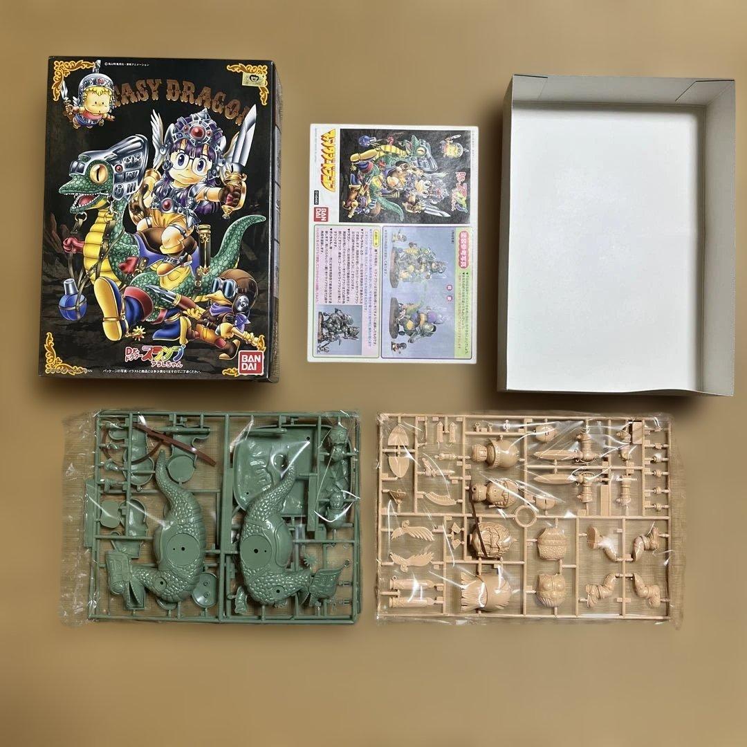 【未組立】Dr.スランプ　アラレちゃん　ファンタジードラゴン　プラモデル　鳥山明