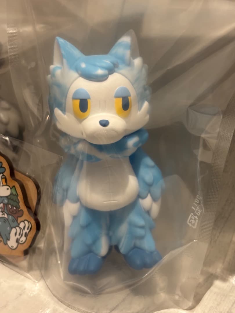 あらいきりこさん　おおかみくん　ゲームカラー&青空　ソフビ　木製スタンド付き