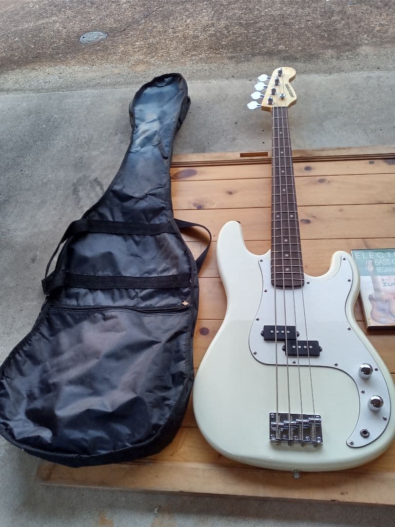 SELDER エレキベース 美品