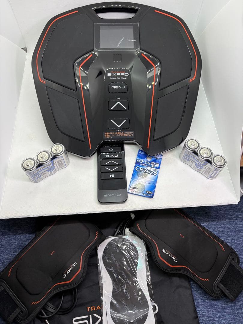 【クリスマス限定セール】【超美品】SIXPAD Foot Fit Plus 2