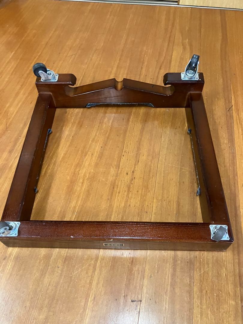 和太鼓 浅野太鼓 1尺5寸四角台座(キャスター付き) 破損あり