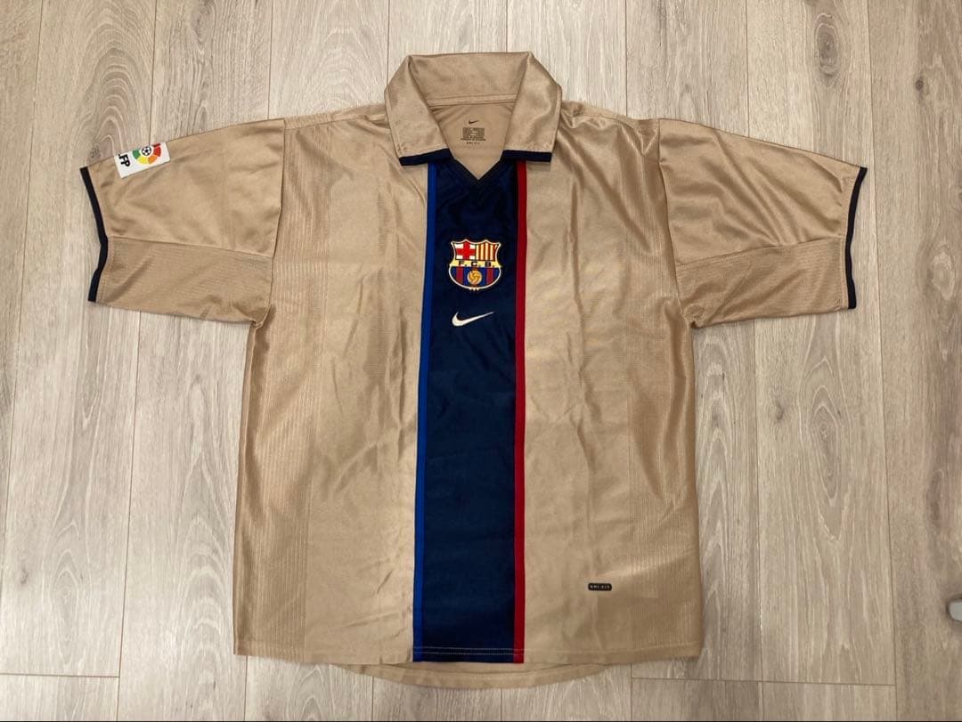 バルセロナ 01/02 2ndユニホーム ナイキ 正規品 Mサイズ【状態良好】