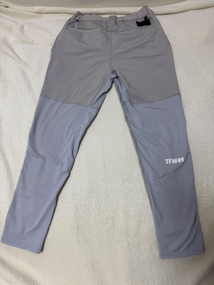 TFW49 ハイブリッドパンツ　ホワイト　メンズSサイズ！！