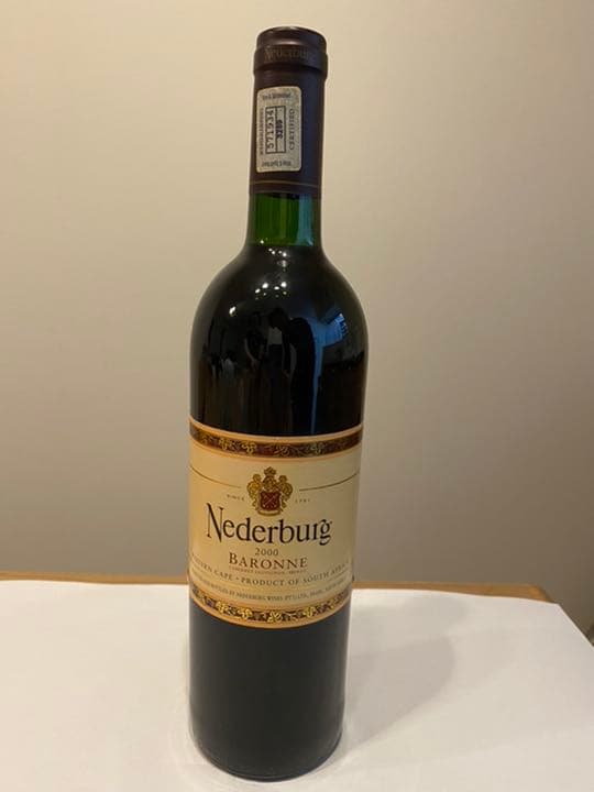 【ミレニアムワイン】　2000年 ビンテージ南アフリカ　BARONNE 赤ワイン