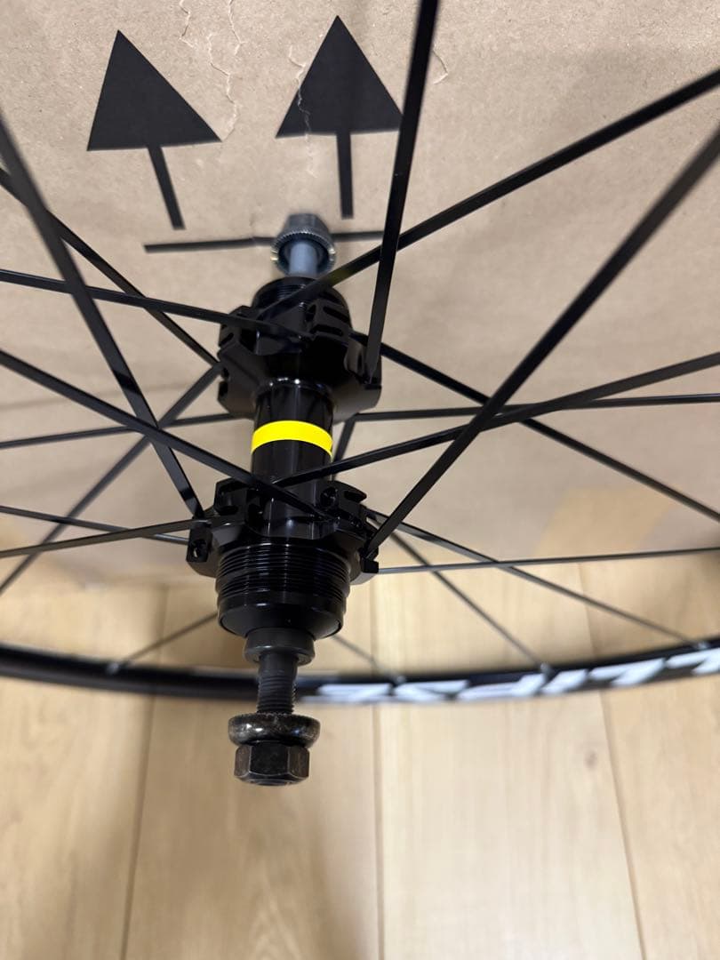 sytorioです。Mavic Ellipse ホイールピスト用前後セット