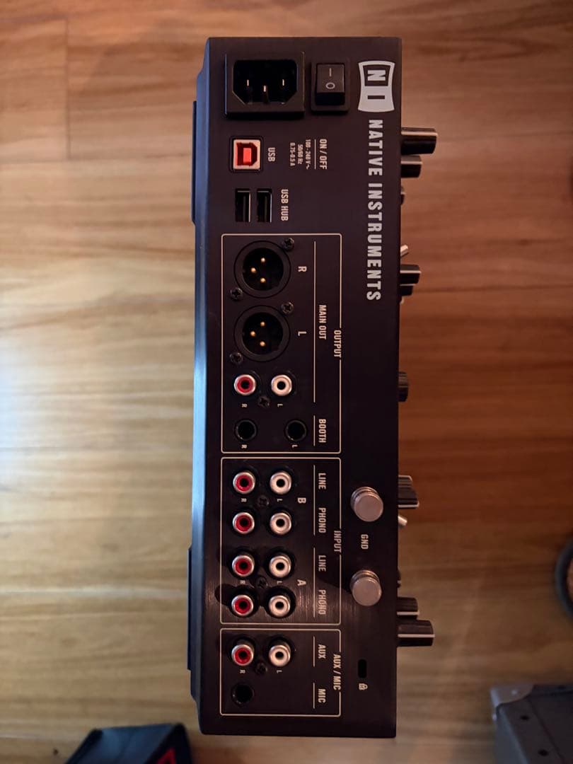 【bott さま】TRAKTOR KONTROL Z2 DJミキサー