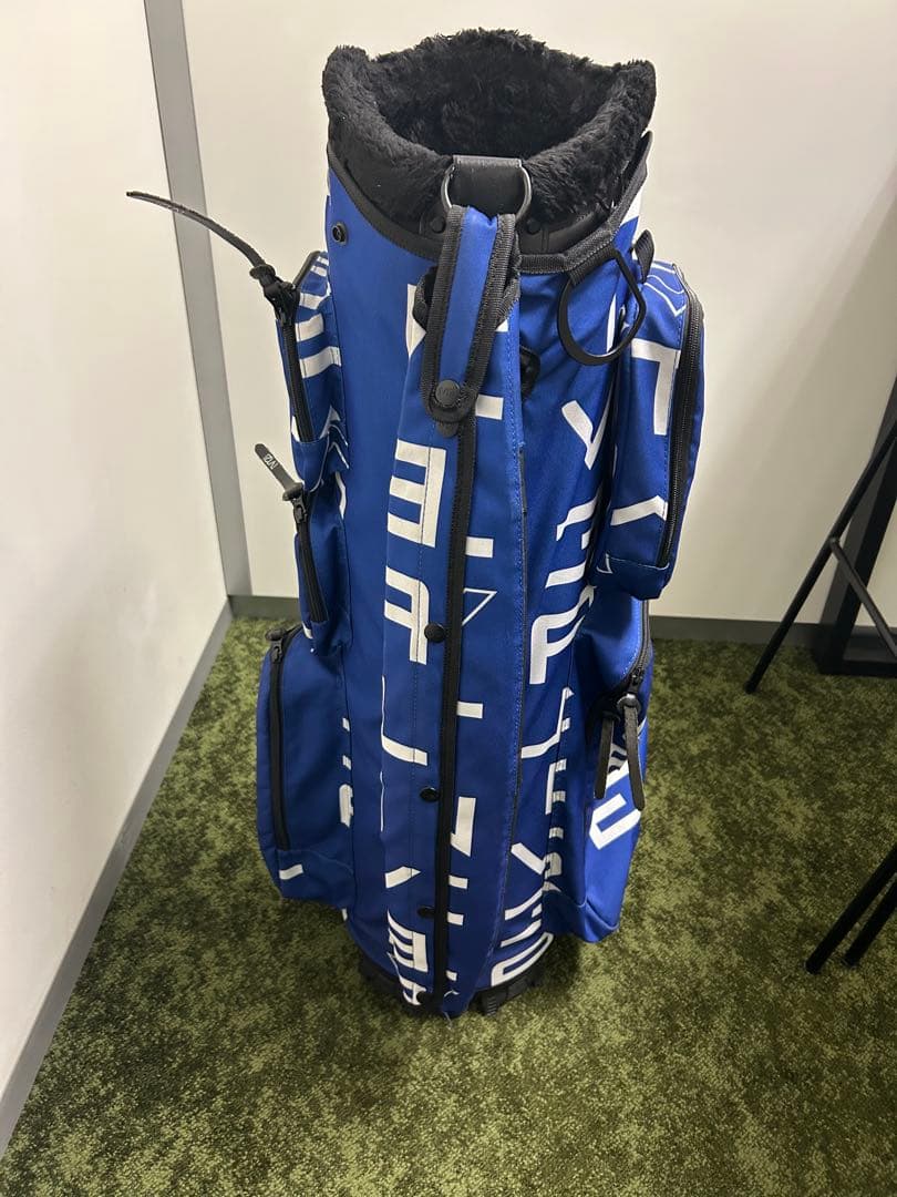 V TWELVE 着せ替えキャディバッグ