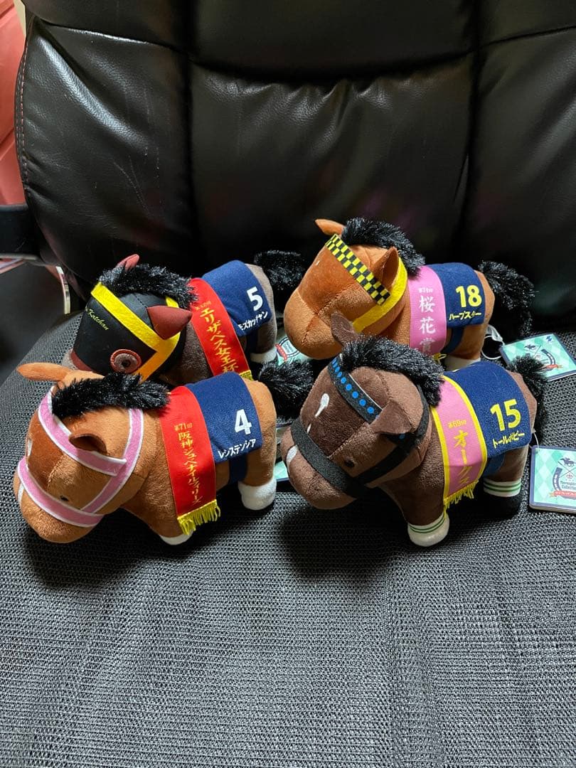 サブレッドコレクションマスコットボールチェーン、ぬいぐるみ16点セットです。