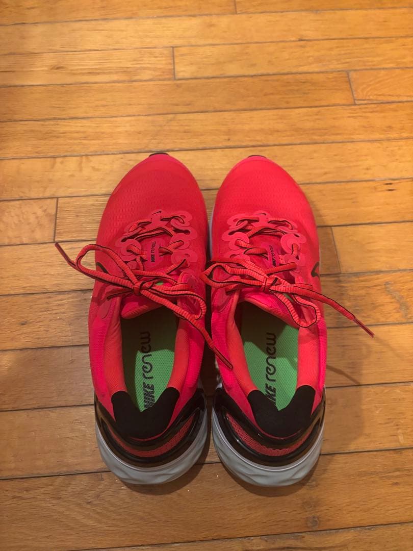 ナイキシューズ　NIKE RENEW RUN 3 28.5㎝