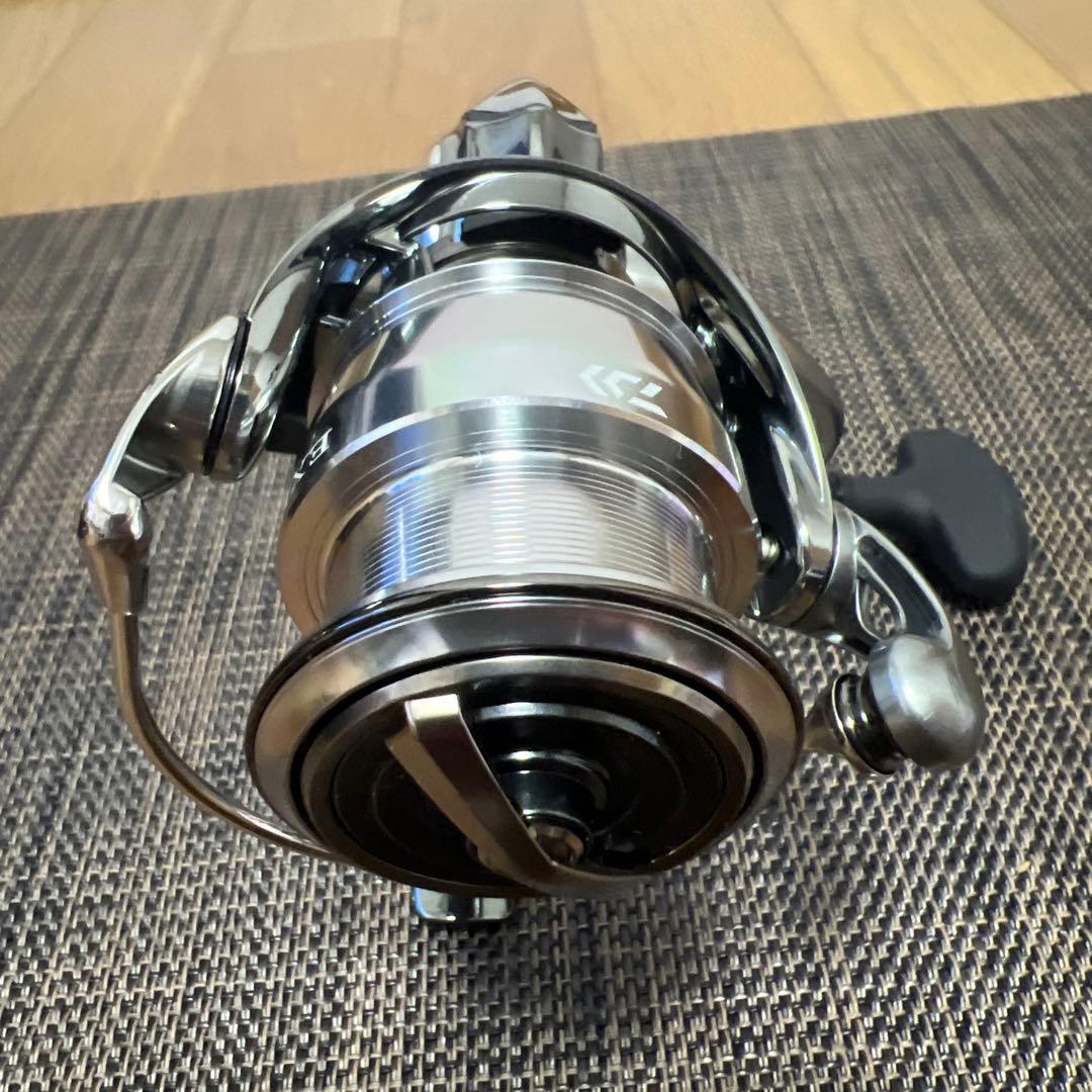 美品　DAIWA 22EXIST PC LT2500-H