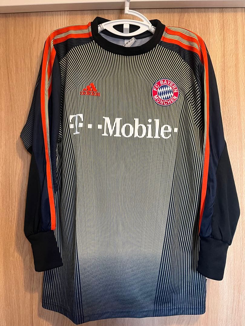 バイエルン München adidas シャツ　カーン　1 M