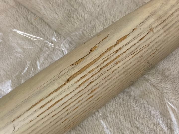 レア　阪神タイガース　プロ野球選手実使用　バット　プロ野球　NPB 白　ZETT