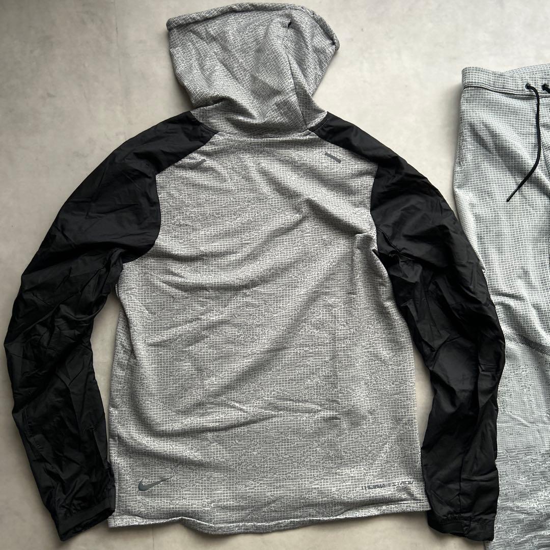 NIKE RUN DIVISION THERMA-FITTセットアップ