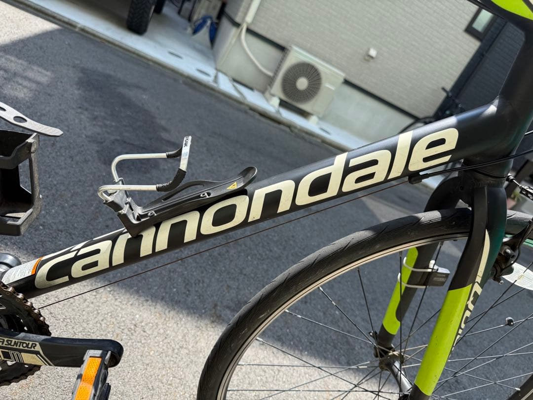 自転車本体 CANNONDALE QUICK 5