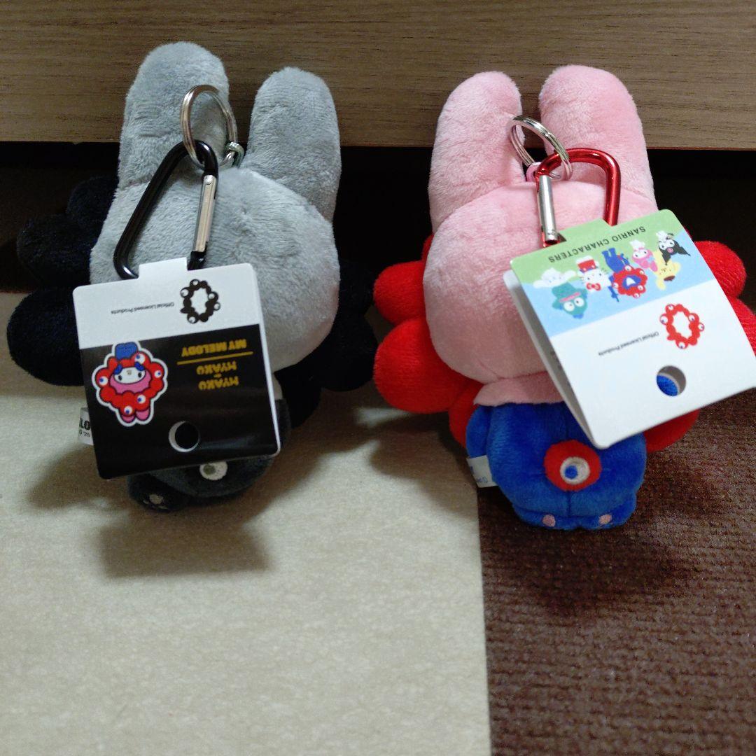 【新品お顔厳選！】サンリオミャクミャクマイメロ　ノーマル、ブラックカラビナ