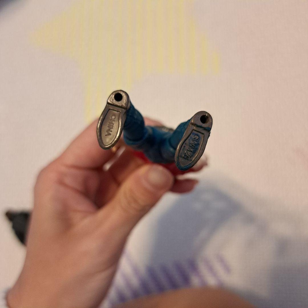 ジュラシックワールド　オーウェン　レイン　デラコート　アクション　フィギュア